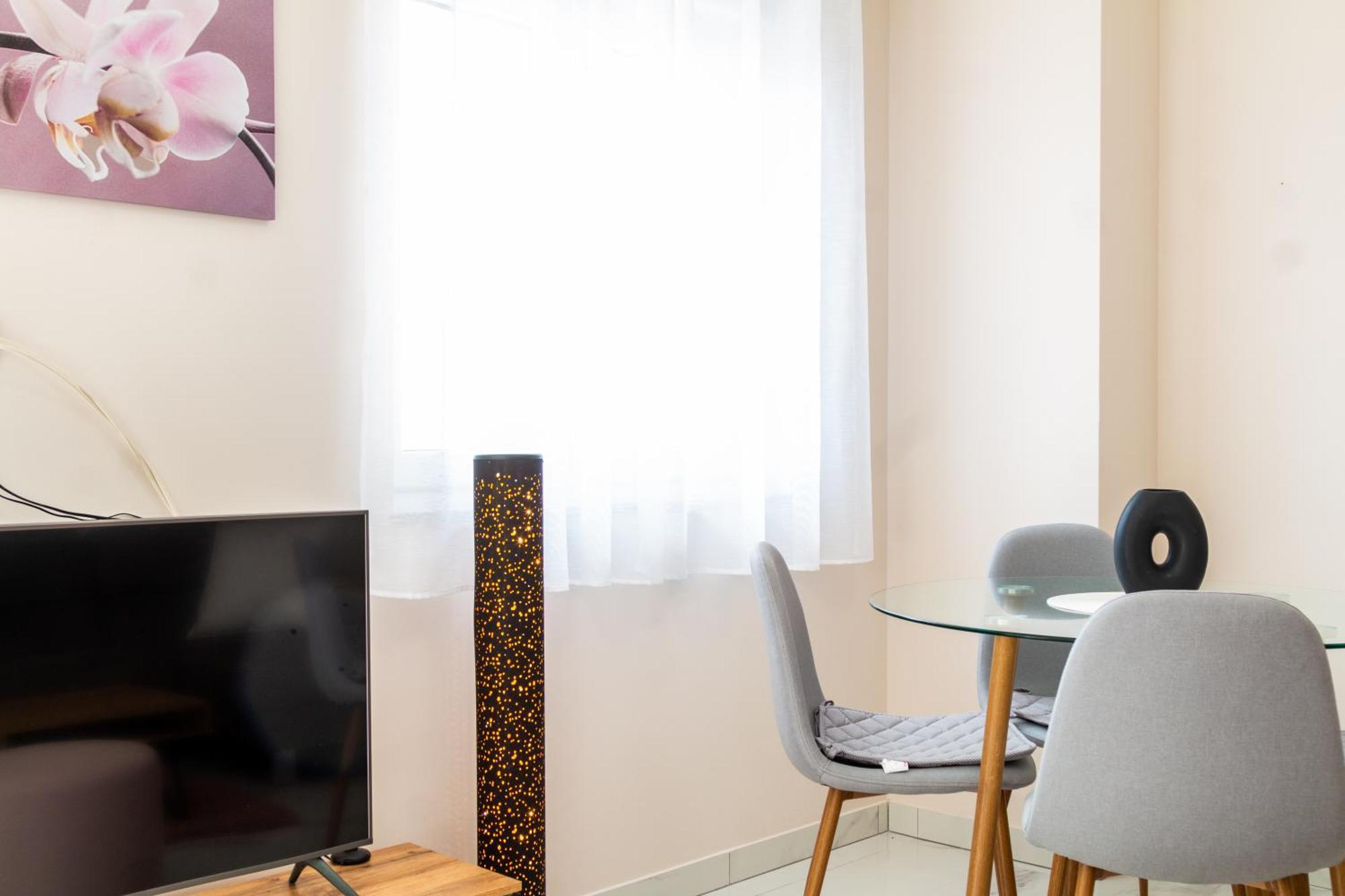 Apartmani Nela Kaštela Eksteriør bilde