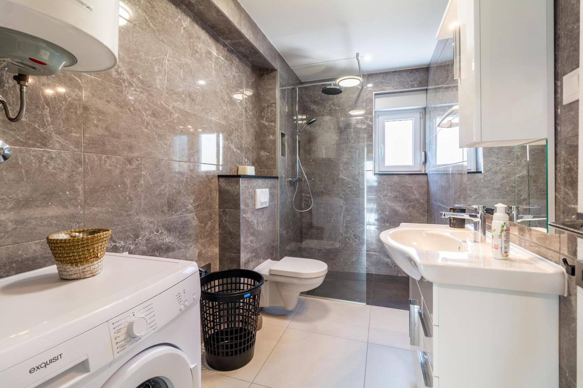 Apartmani Nela Kaštela Eksteriør bilde