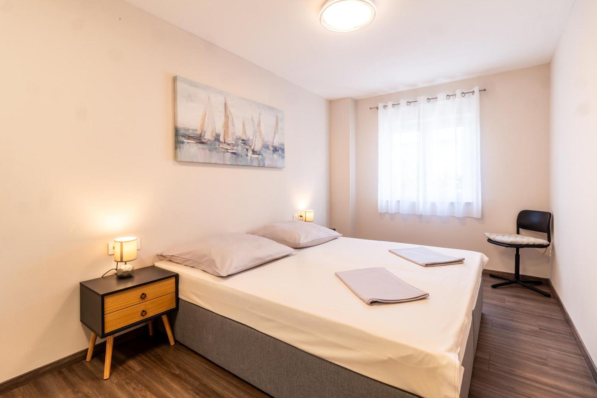 Apartmani Nela Kaštela Eksteriør bilde